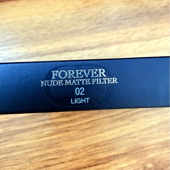 Dior Forever Nude Matte Filter Setting Powder - shade 02 Light. Used once. - Picture 2 of 2